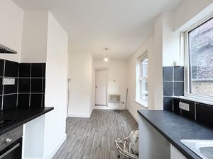 Photo 5- click for photo gallery